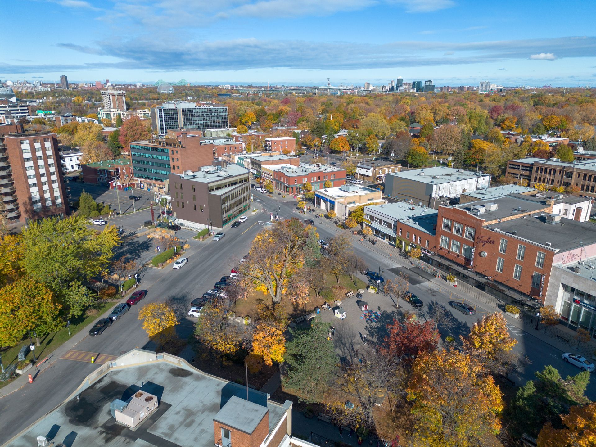 Vue aérienne de la ville de St-Lambert