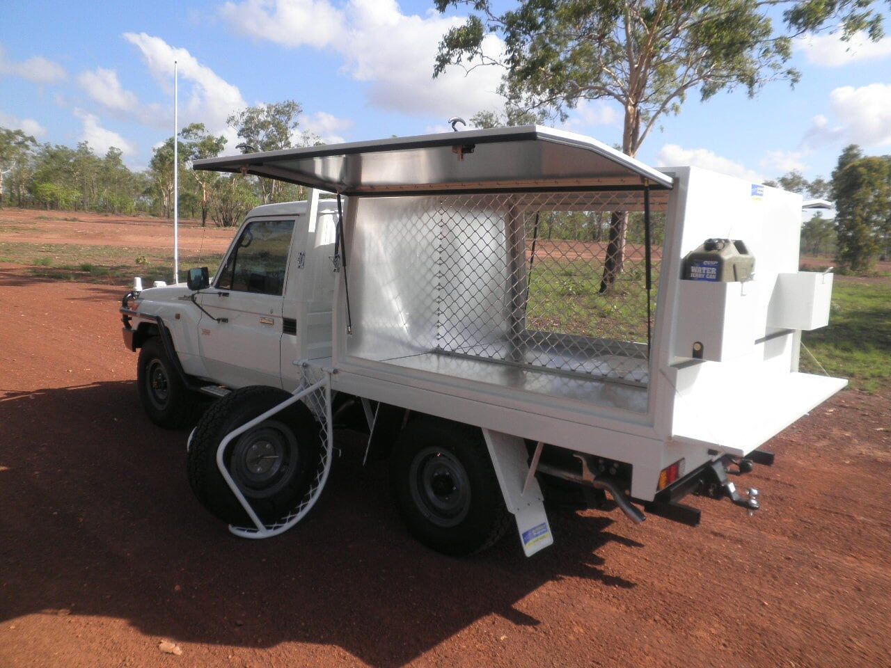 Custom Service Box — Allycraft Modifications Aluminum Welding Fabrication Canopy in Winellie, NT