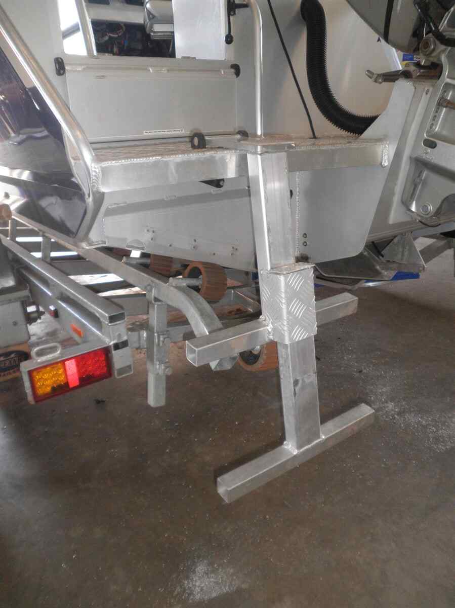 Telescoping Swing — Allycraft Modifications Aluminum Welding Fabrication Canopy in Winellie, NT