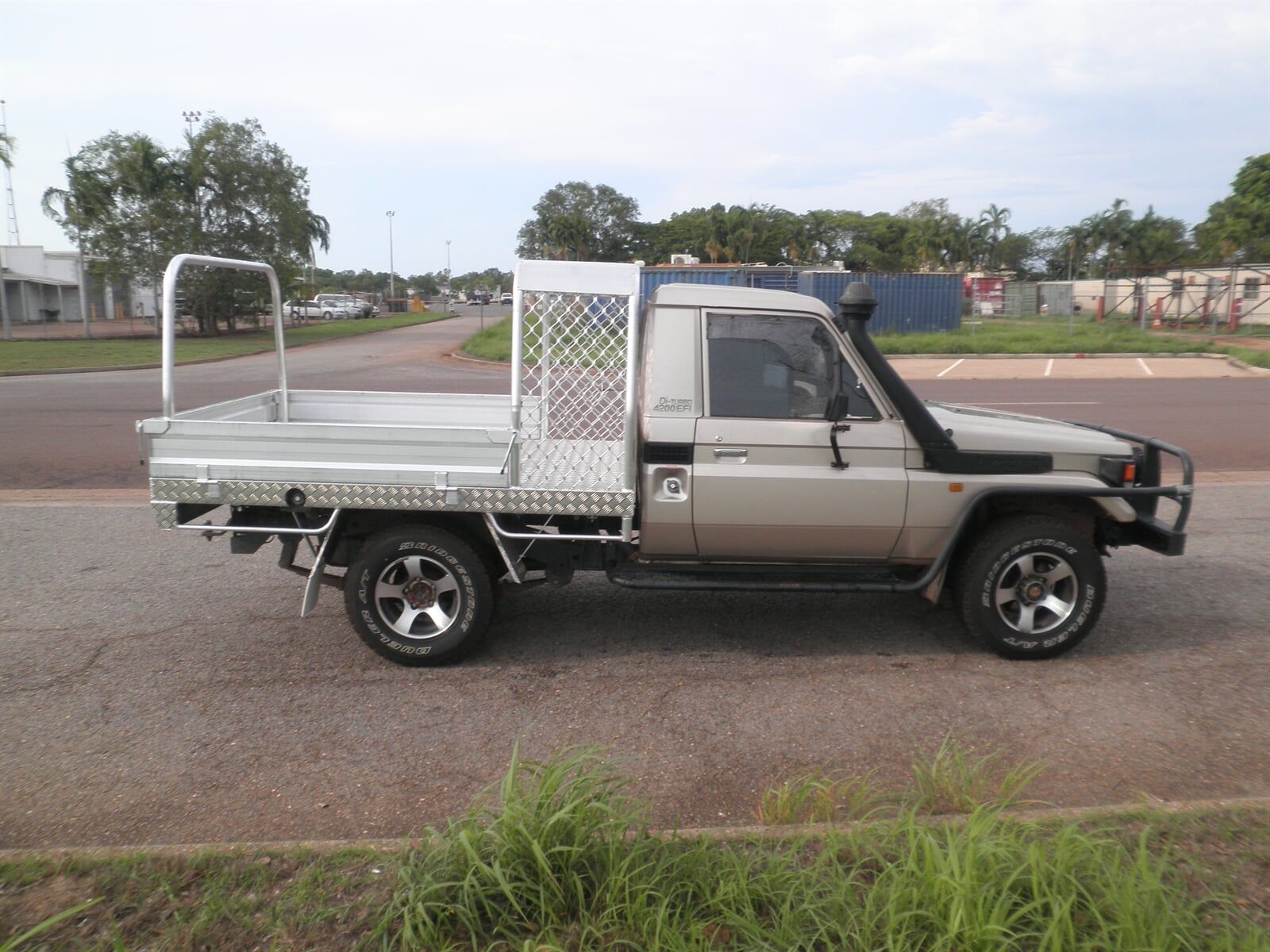 Cruiser ute Tray — Allycraft Modifications Aluminum Welding Fabrication Canopy in Winellie, NT