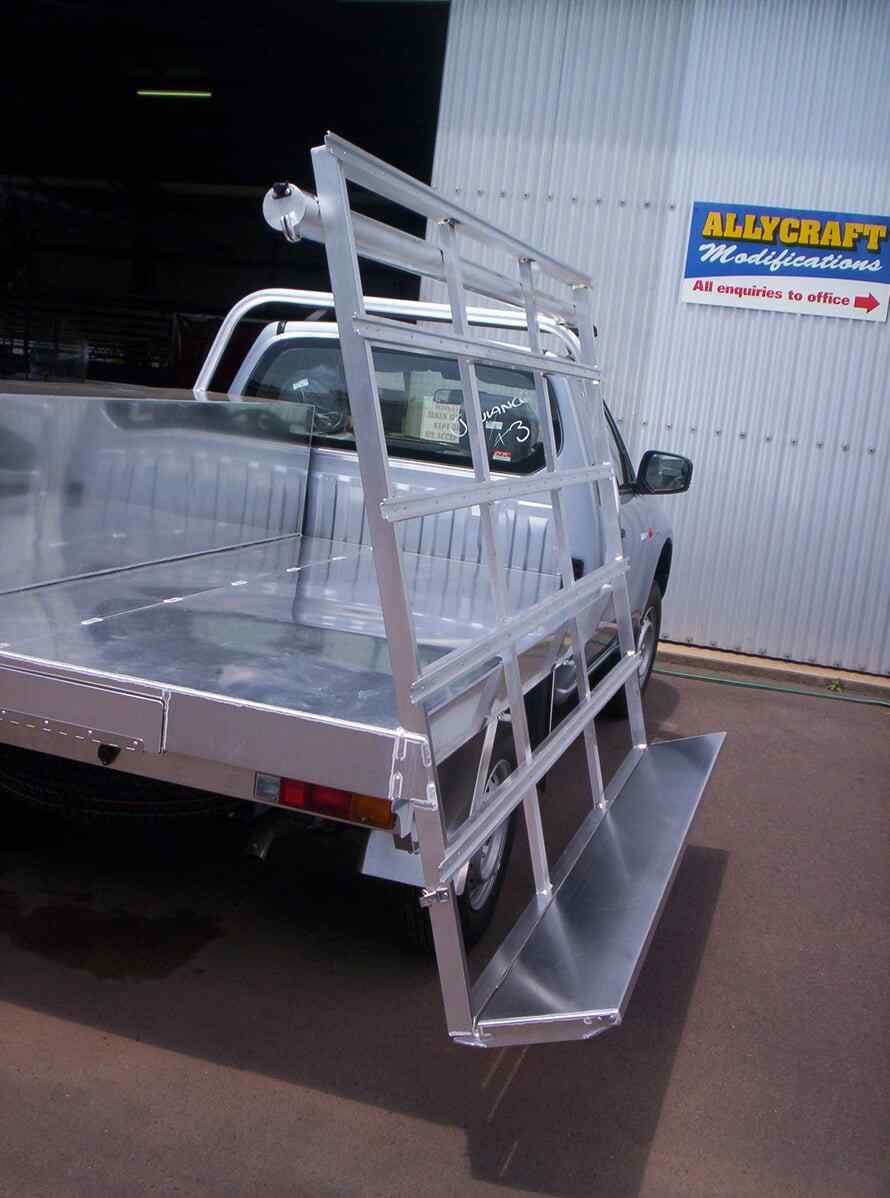 Custom Fitsout Tradesmen — Allycraft Modifications Aluminum Welding Fabrication Canopy in Winellie, NT