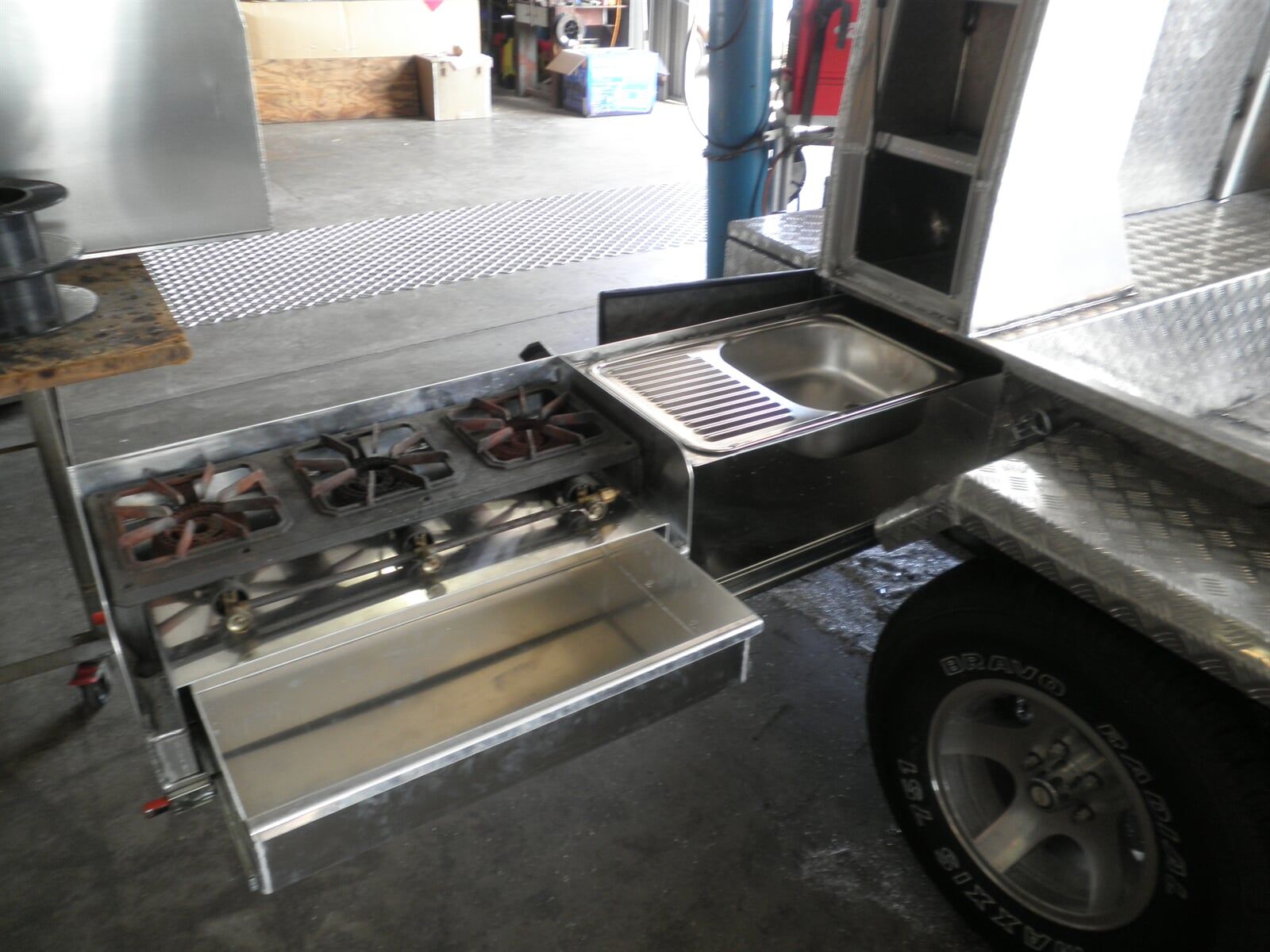 Custom camp trailer — Allycraft Modifications Aluminum Welding Fabrication Canopy in Winellie, NT
