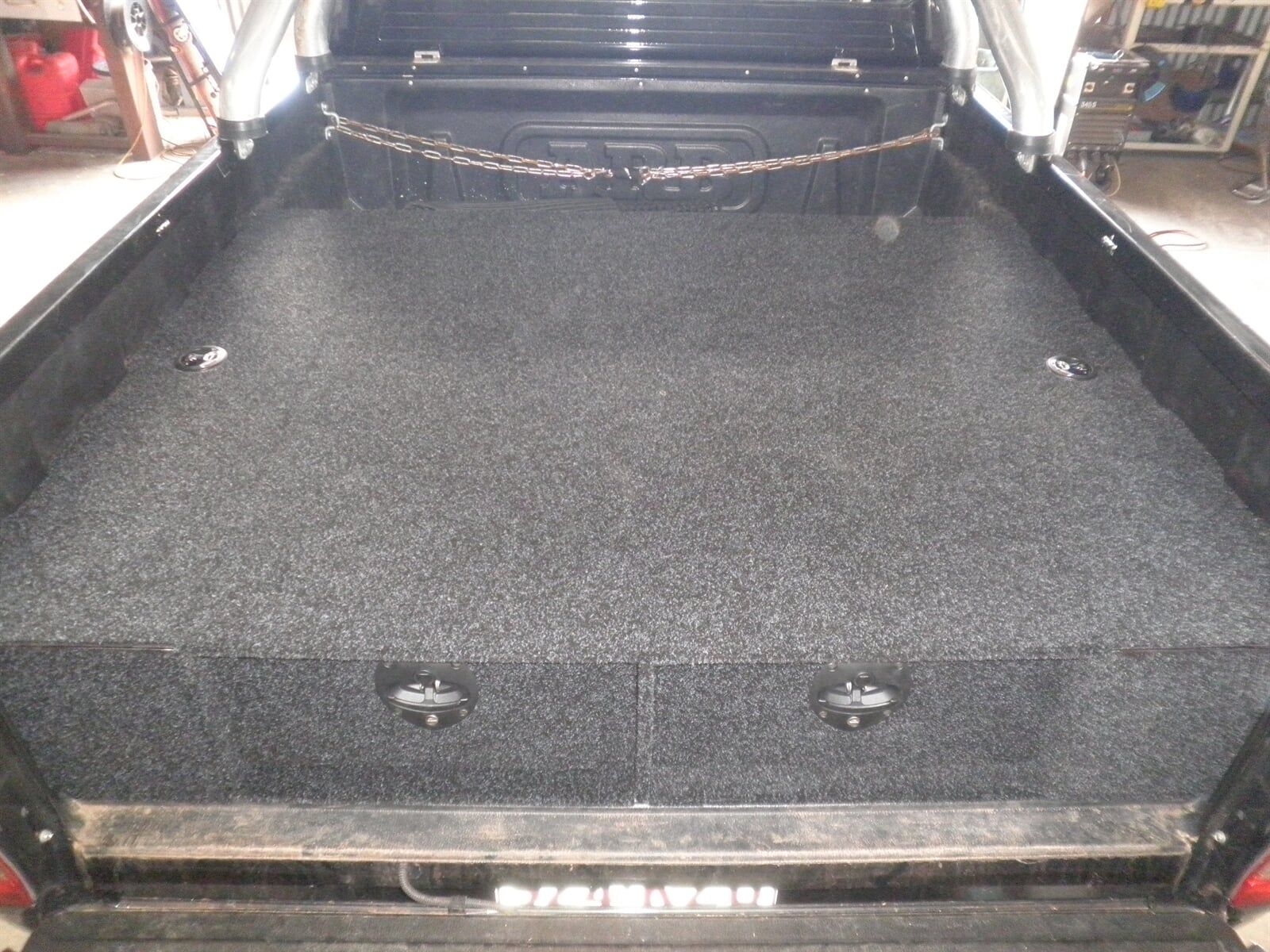 Hilux closed Tray — Allycraft Modifications Aluminum Welding Fabrication Canopy in Winellie, NT
