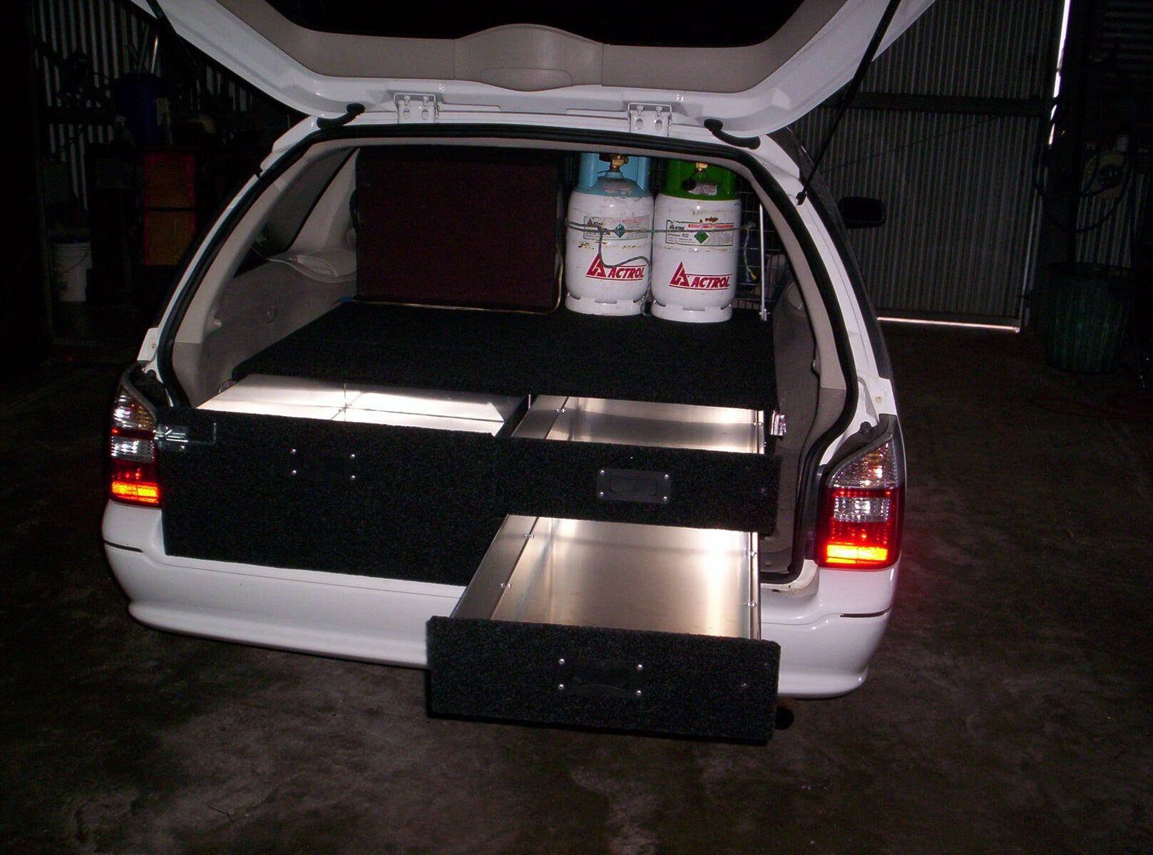 Wagon Draw Fitout — Allycraft Modifications Aluminum Welding Fabrication Canopy in Winellie, NT