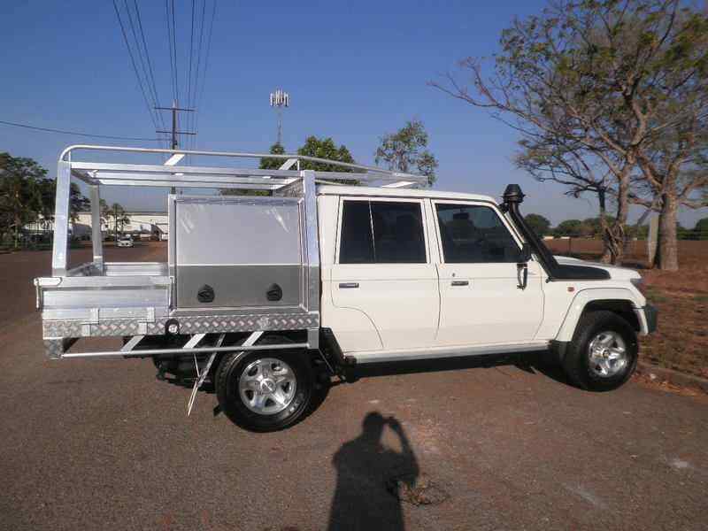 Trailer custom — Allycraft Modifications Aluminum Welding Fabrication Canopy in Winellie, NT