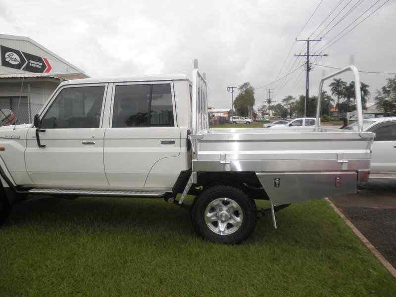 4x4 custom 2 — Allycraft Modifications Aluminum Welding Fabrication Canopy in Winellie, NT