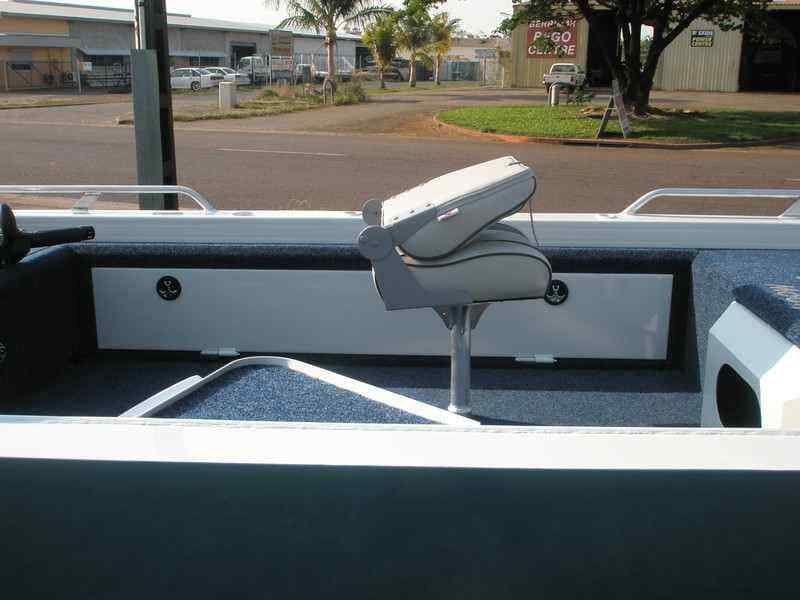 Boat seat — Allycraft Modifications Aluminum Welding Fabrication Canopy in Winellie, NT