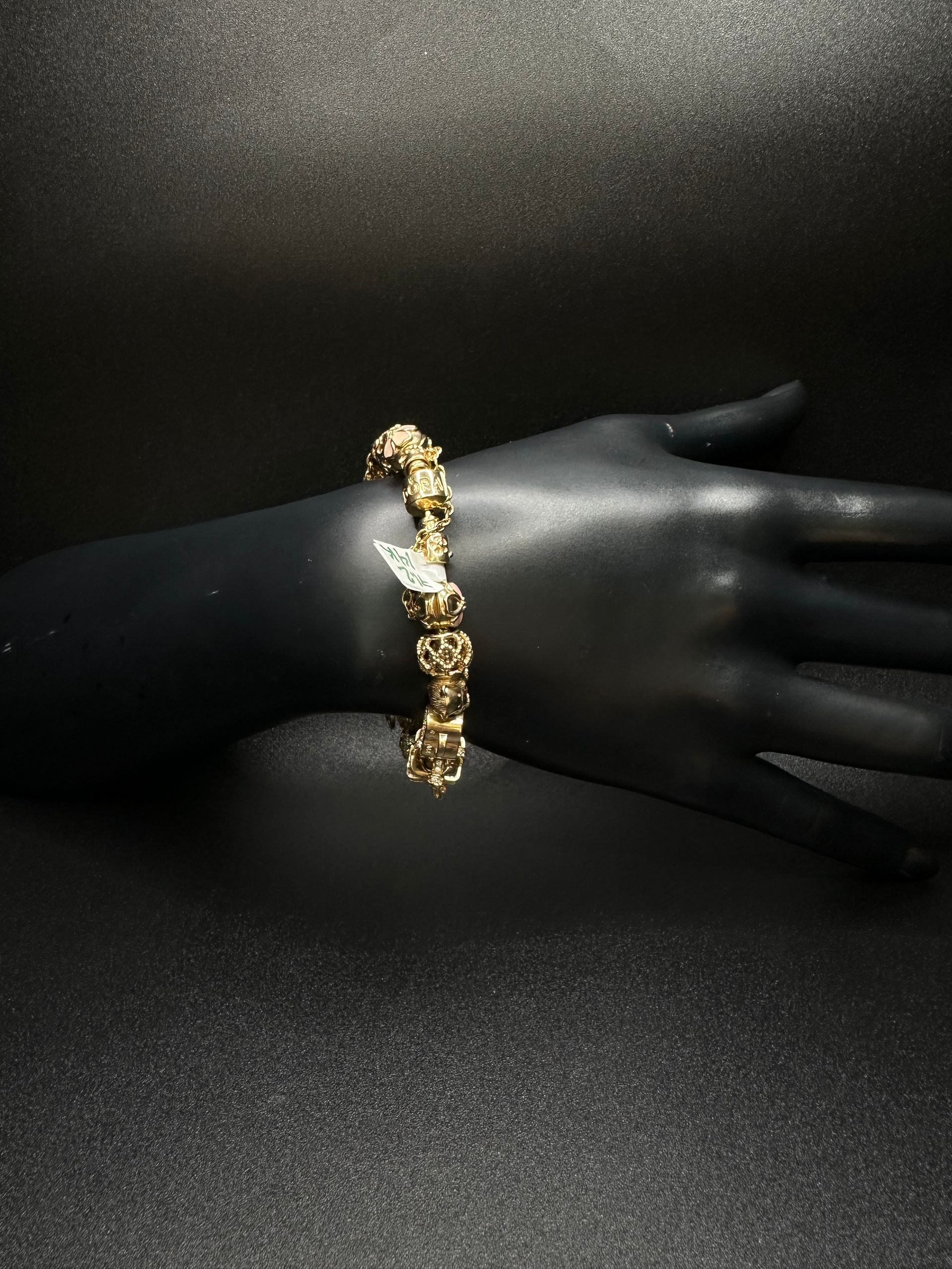 MANILLA CON DECORACIONES P