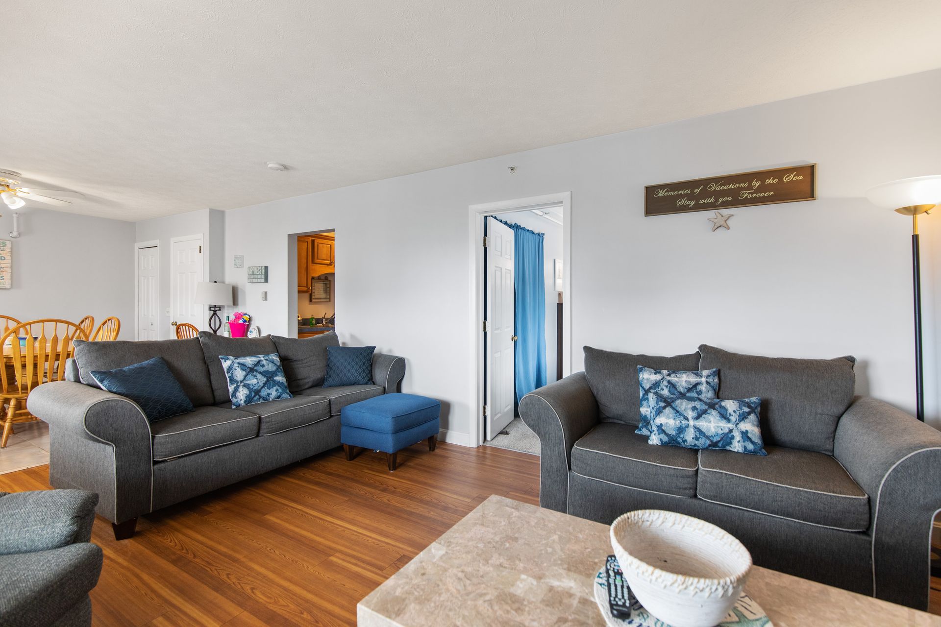 A living room with two couches and a coffee table