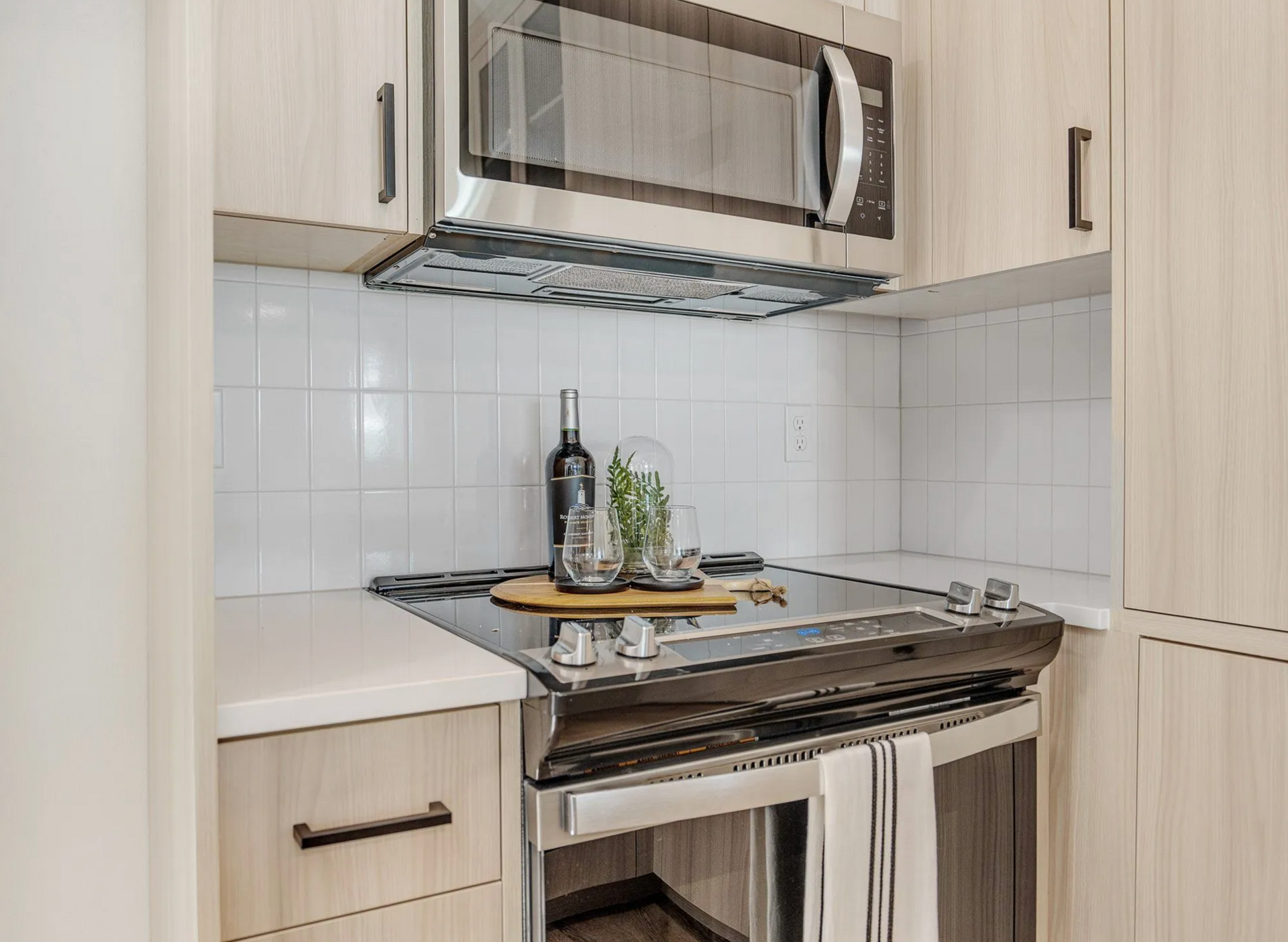 custom cabinetry solutions pro-tech woodworking in Portland