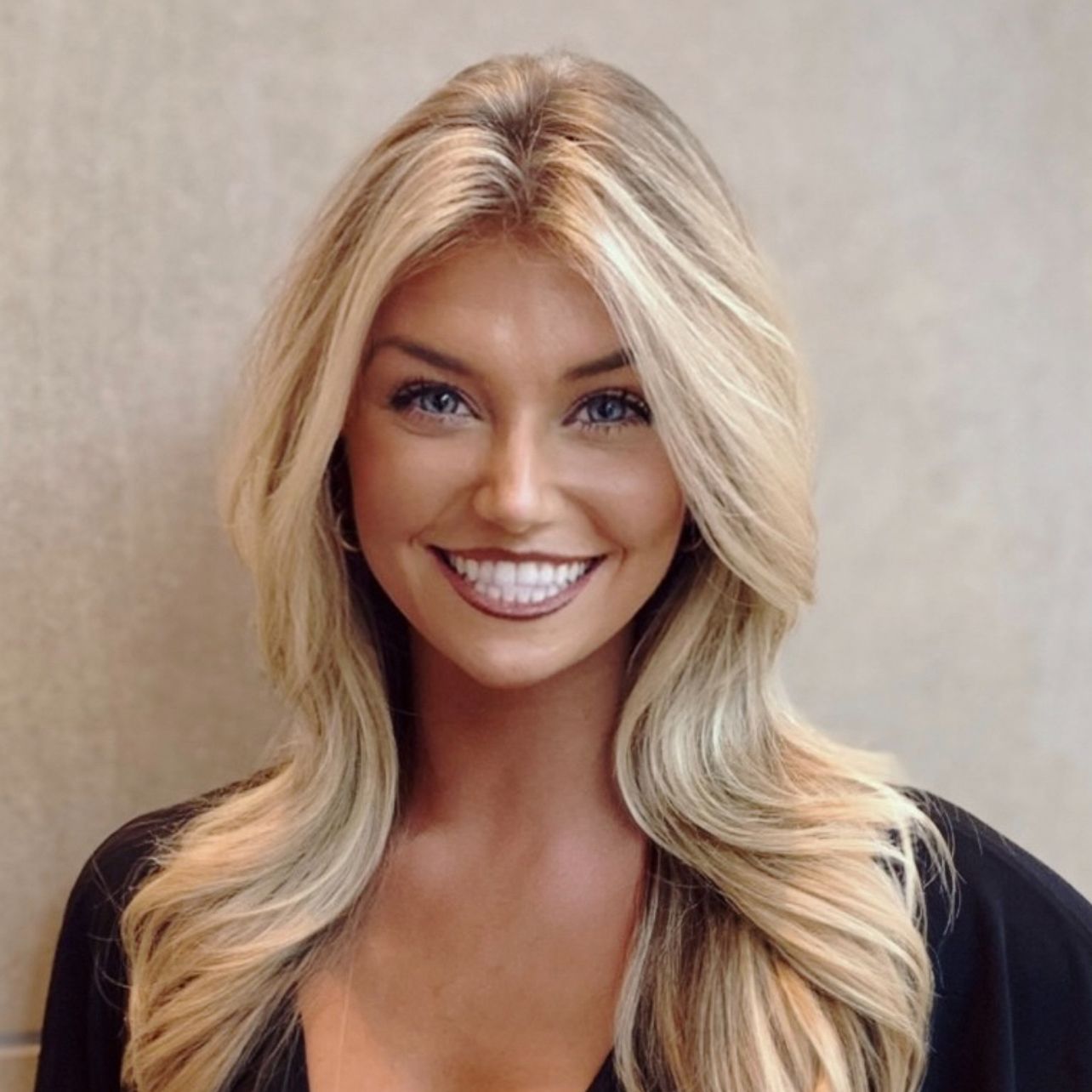 Alena Nagy, Licensed Aesthetician