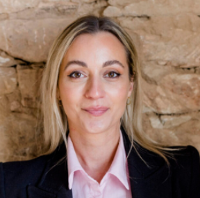 Carina Burde, Geschäftsführerin