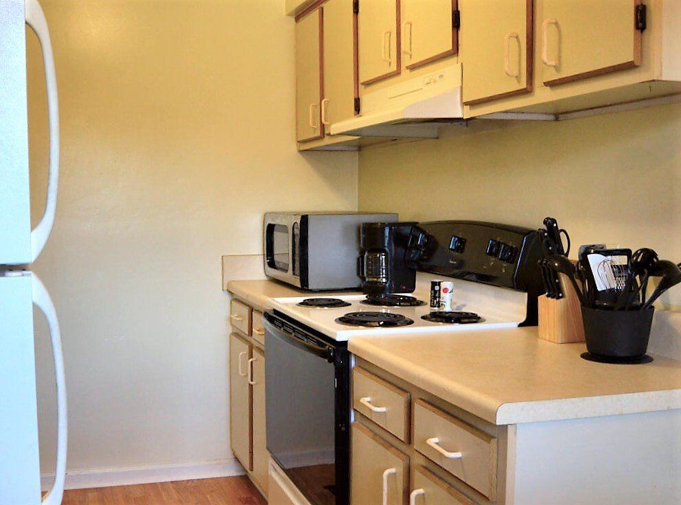 Fisherman's Landing kitchen stove