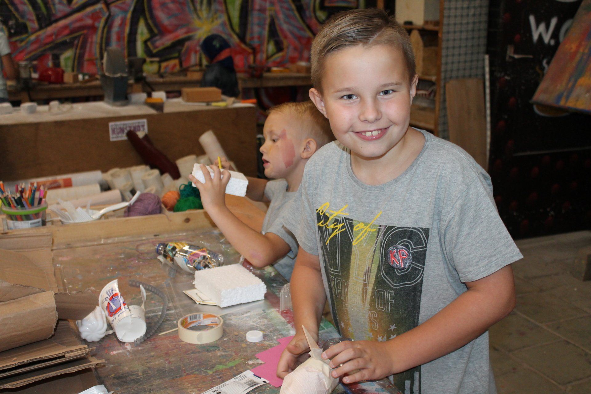 Speeltuin, Kinderspeelplaats, Speelparadijs, Pretpark, attractiepark, Kunstkot, Kinderfeestje, met pannenkoeken, met patat, met warm eten, kinderfeestjes, verjaardagsfeestje, het leukste kinderfeestje, kinderpartijtje, Groningen, Veendam, Scheemda, Delfzijl, Haren, Leek, Roden, Drenthe, Friesland, Zuidlaren, Zuidbroek, Noordbroek, Winschoten, Hoogezand, Appingedam, Muntendam, Wildervank, Oude Pekela, Nieuwe Pekela, Slochteren, Coevorden, voor alle leeftijden, 4 jaar, 5 jaar, 6 jaar, 7 jaar, 8 jaar, 9 jaar, 10 jaar, 11 jaar, 12 jaar