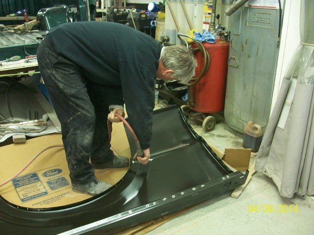 Mechanic Fixing Bumper — Villas, NJ — John's Auto Body