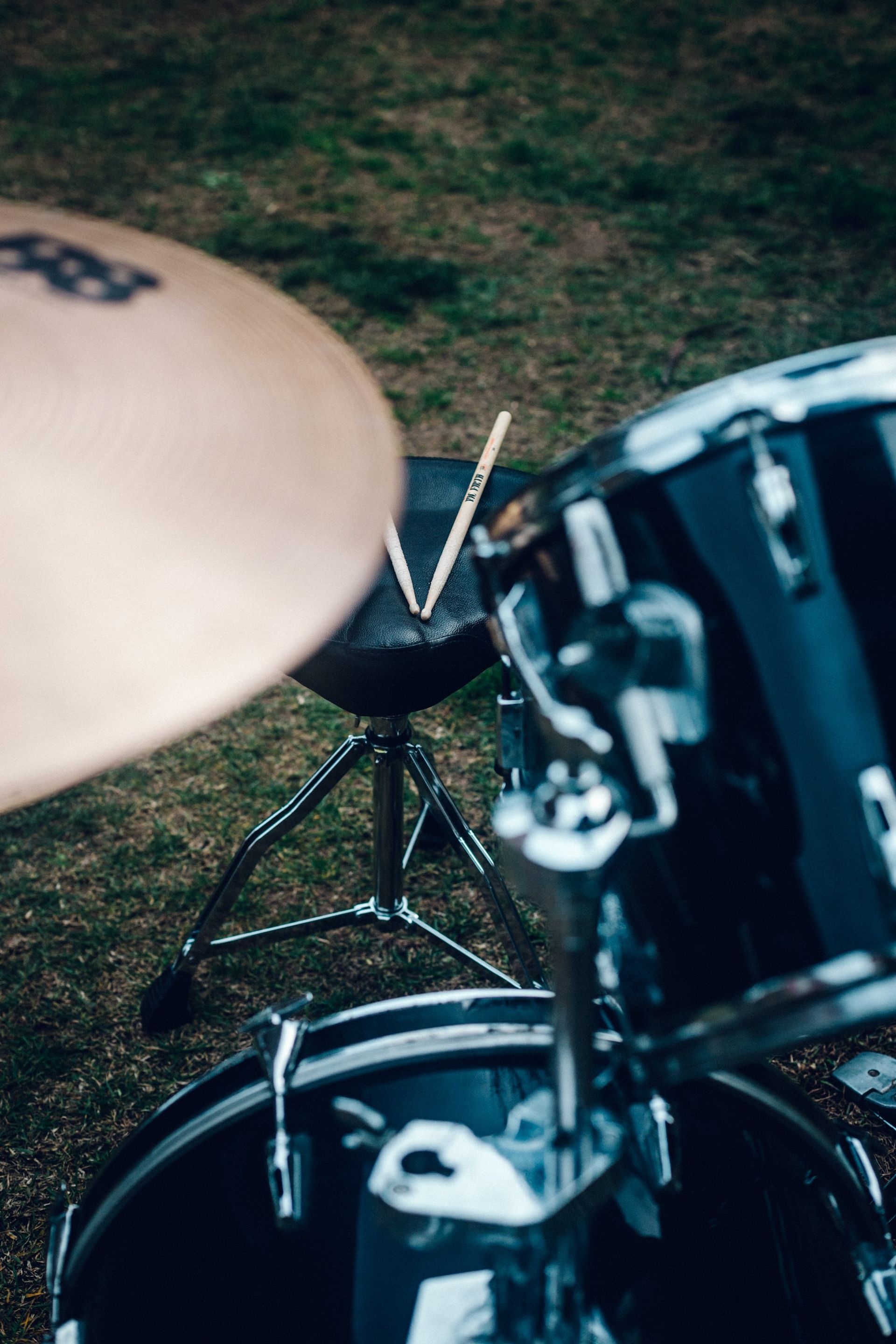 Close up of a black drum kit