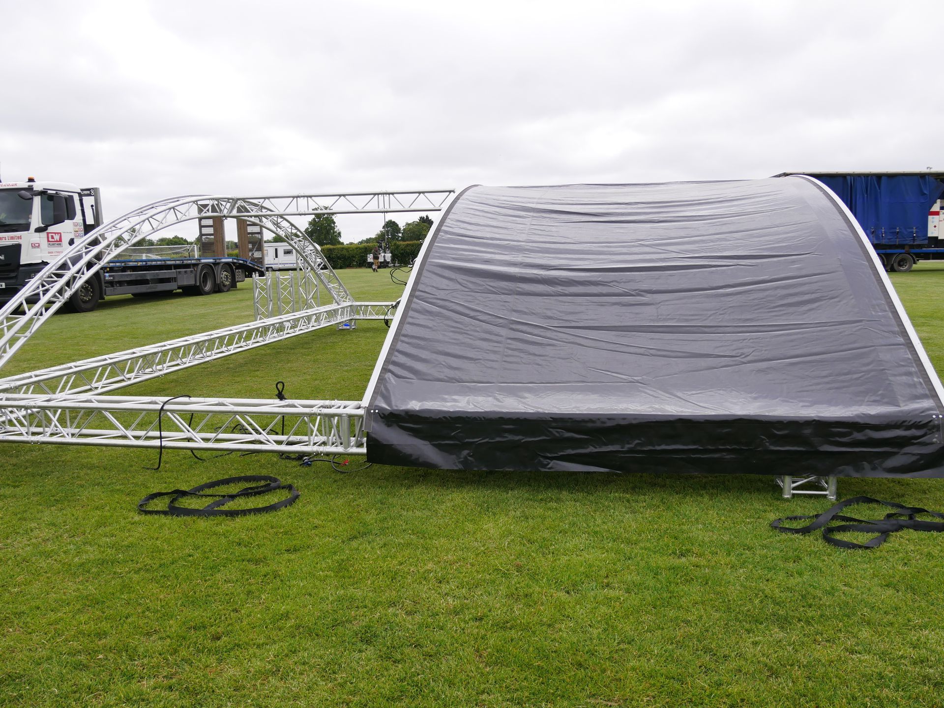 The waterproof roof being added to the truss