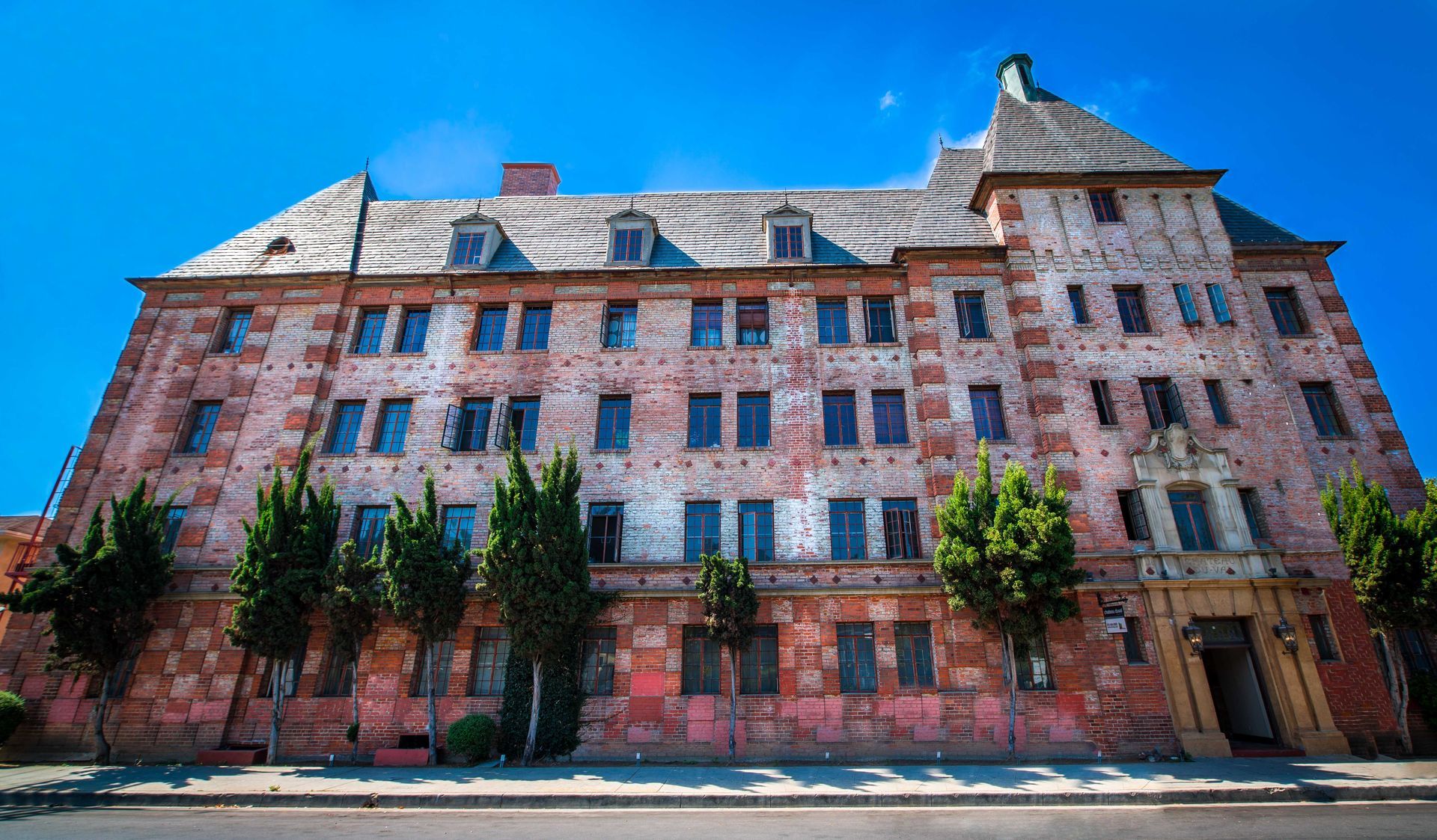 Chateau Duval - Image 4