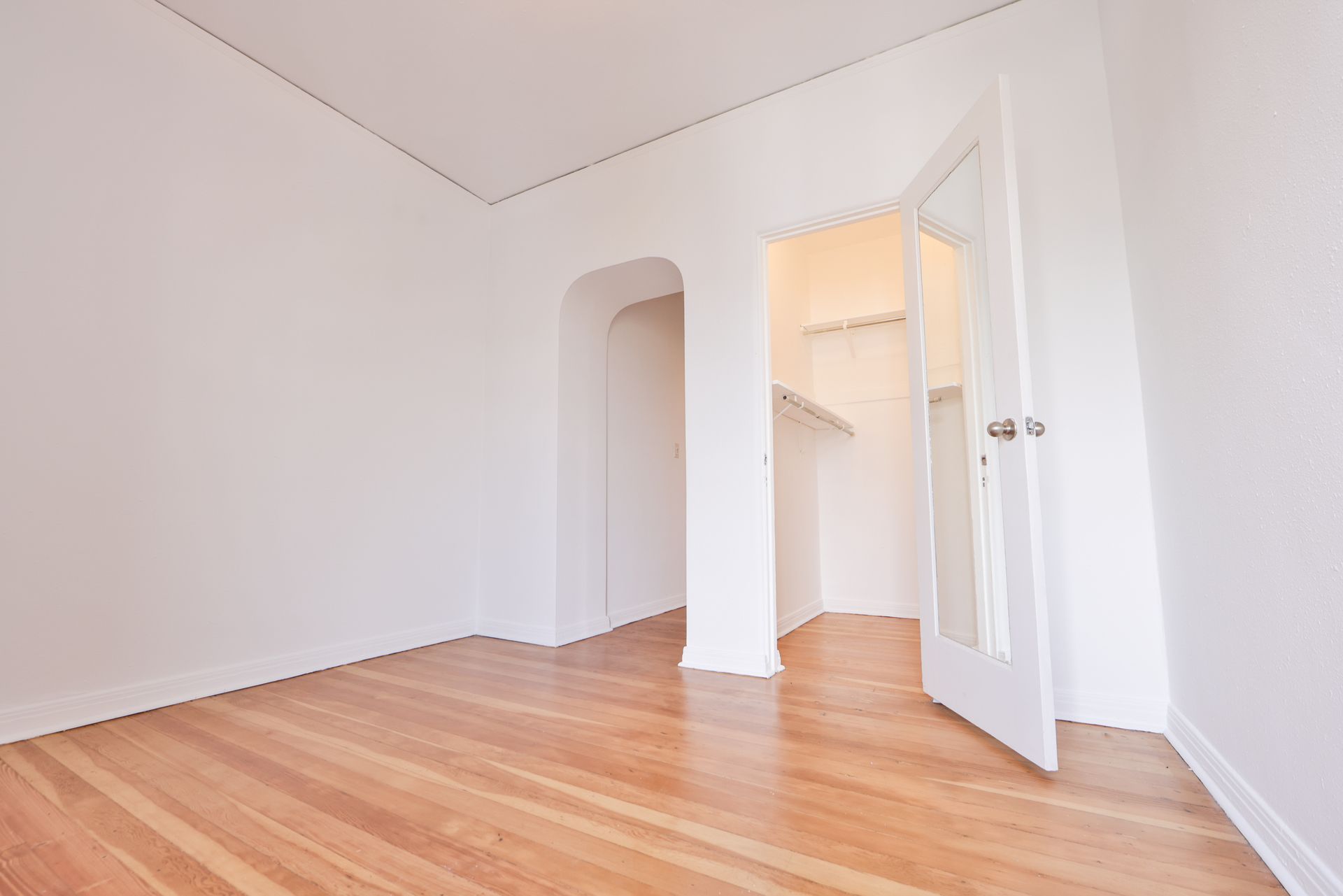 Chateau Duval - Image 16