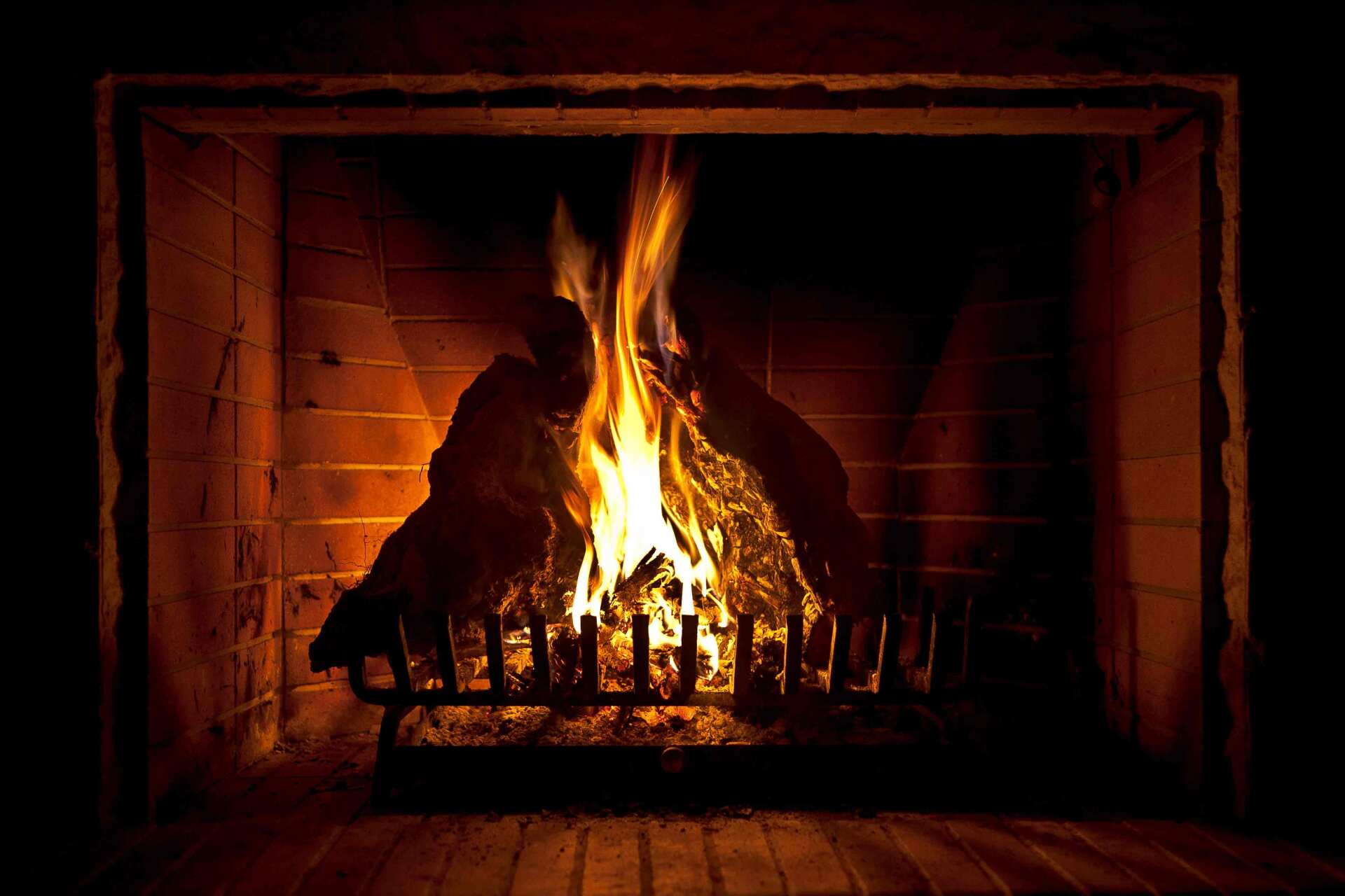 Dark Fireplace — Rochester, NY — American Masonry & Chimney Corp