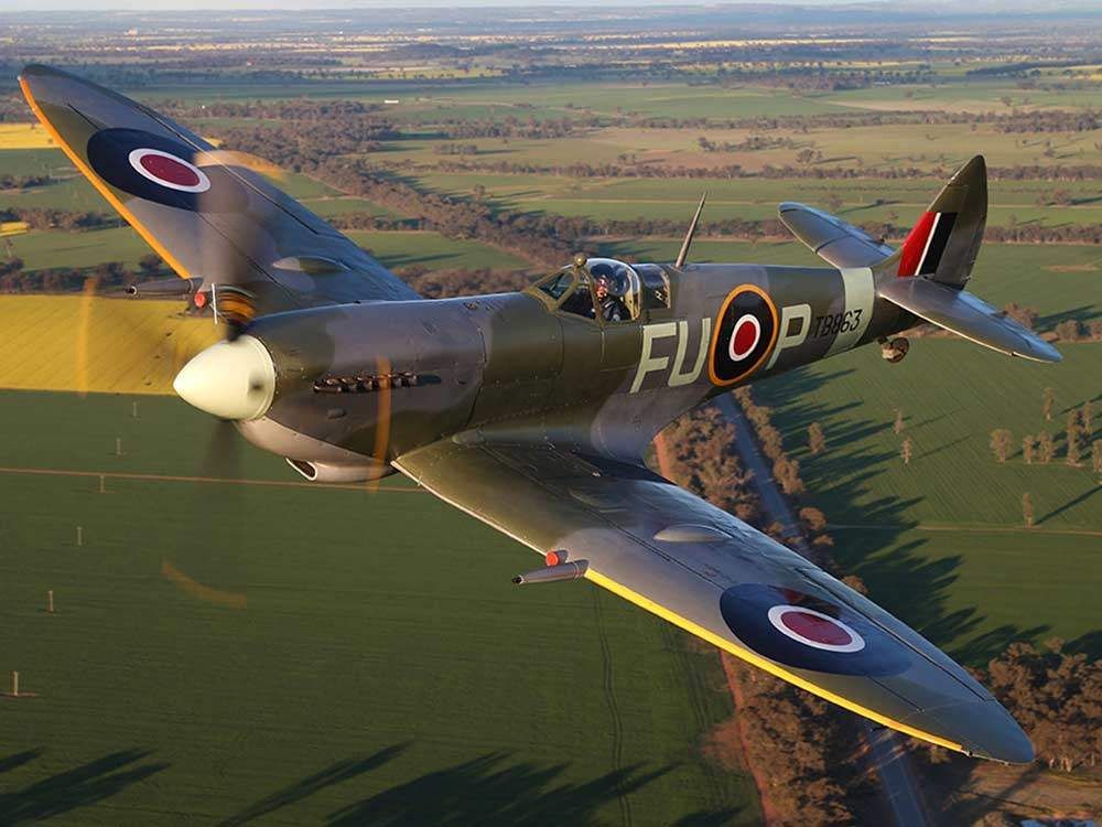 SUPERMARINE SPITFIRE MK XVI