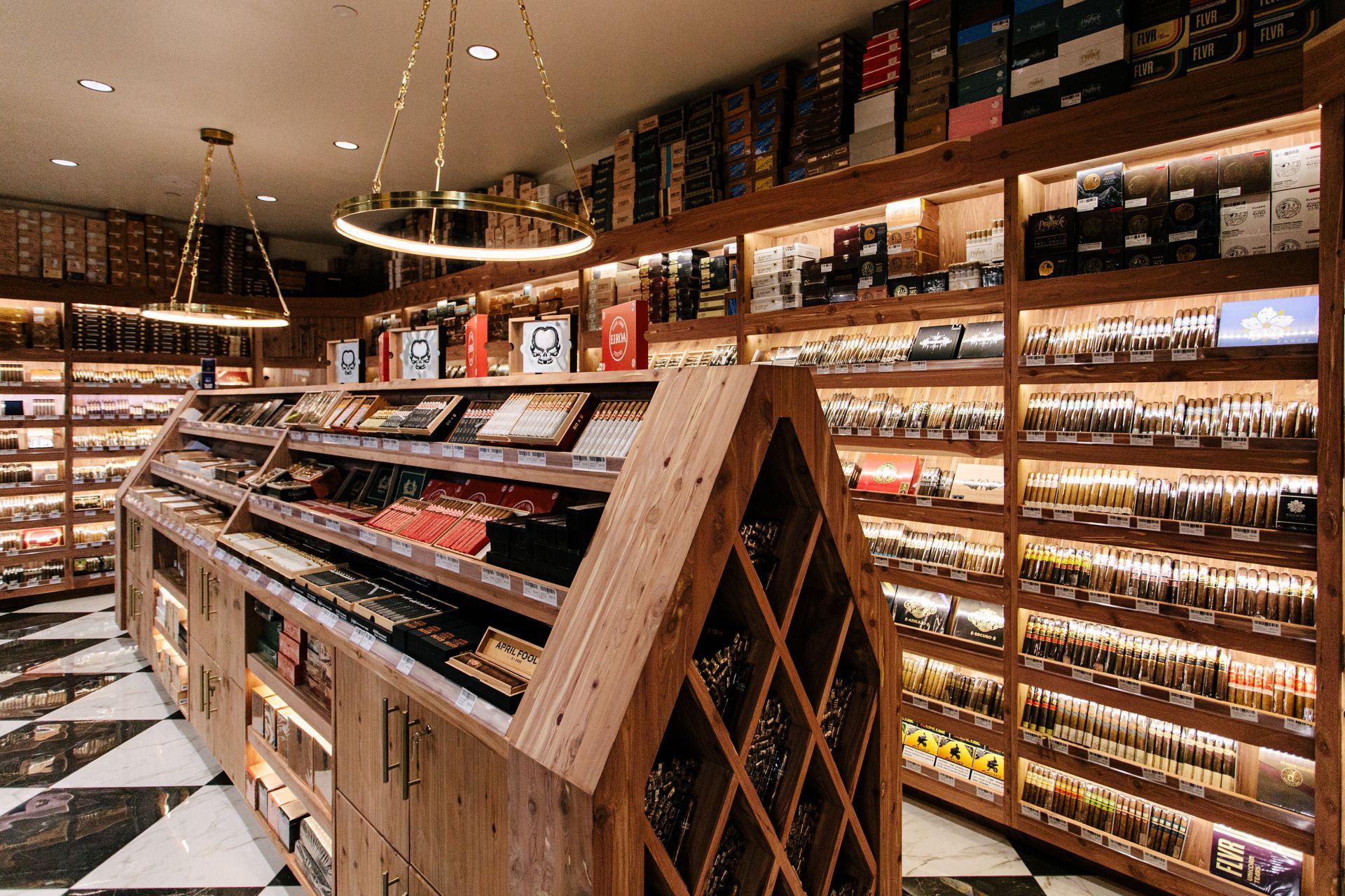 Cigar shop and humidor north Scottsdale Trevor's liquor store