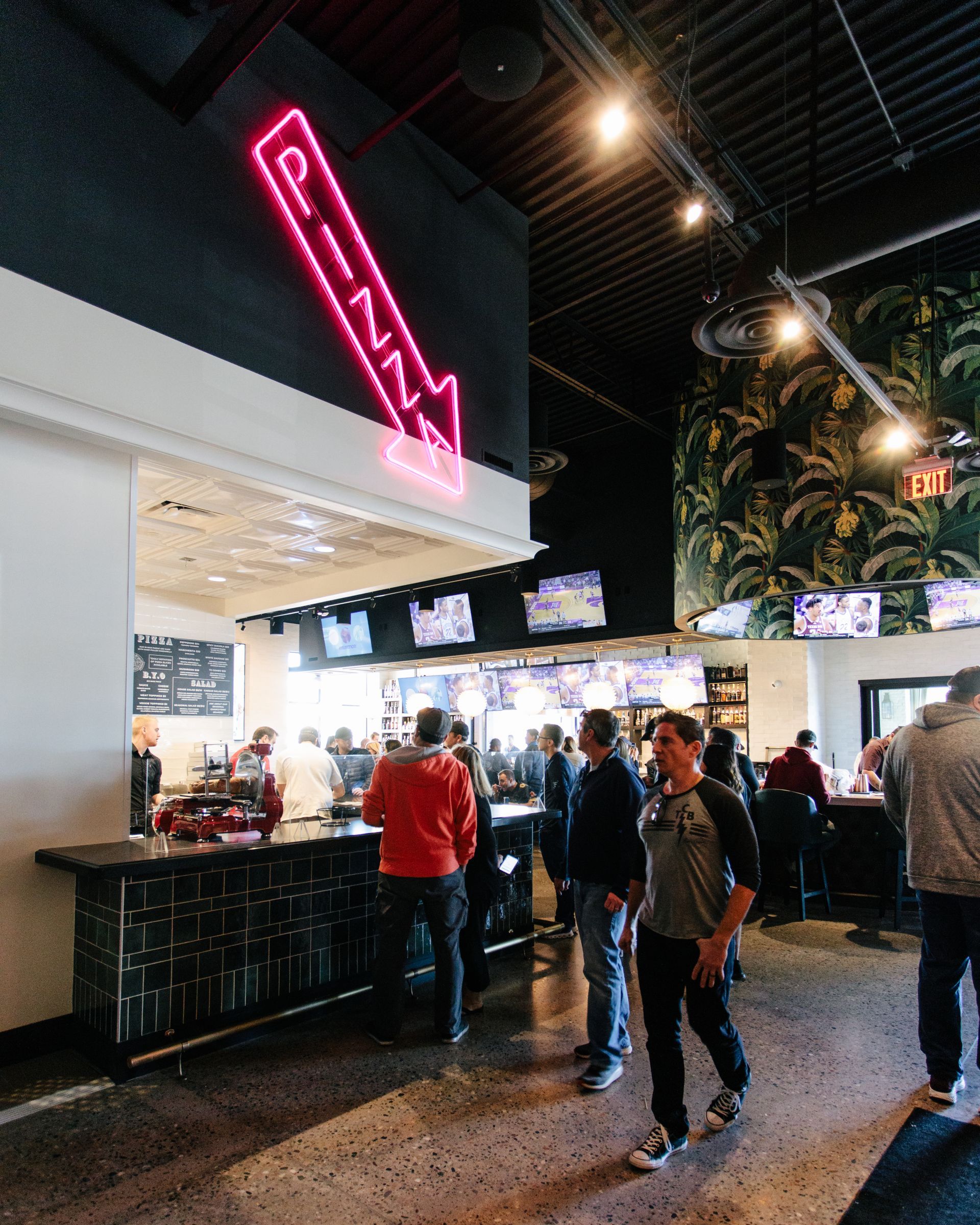 Best sports bar in north Scottsdale Trevor's liquor
