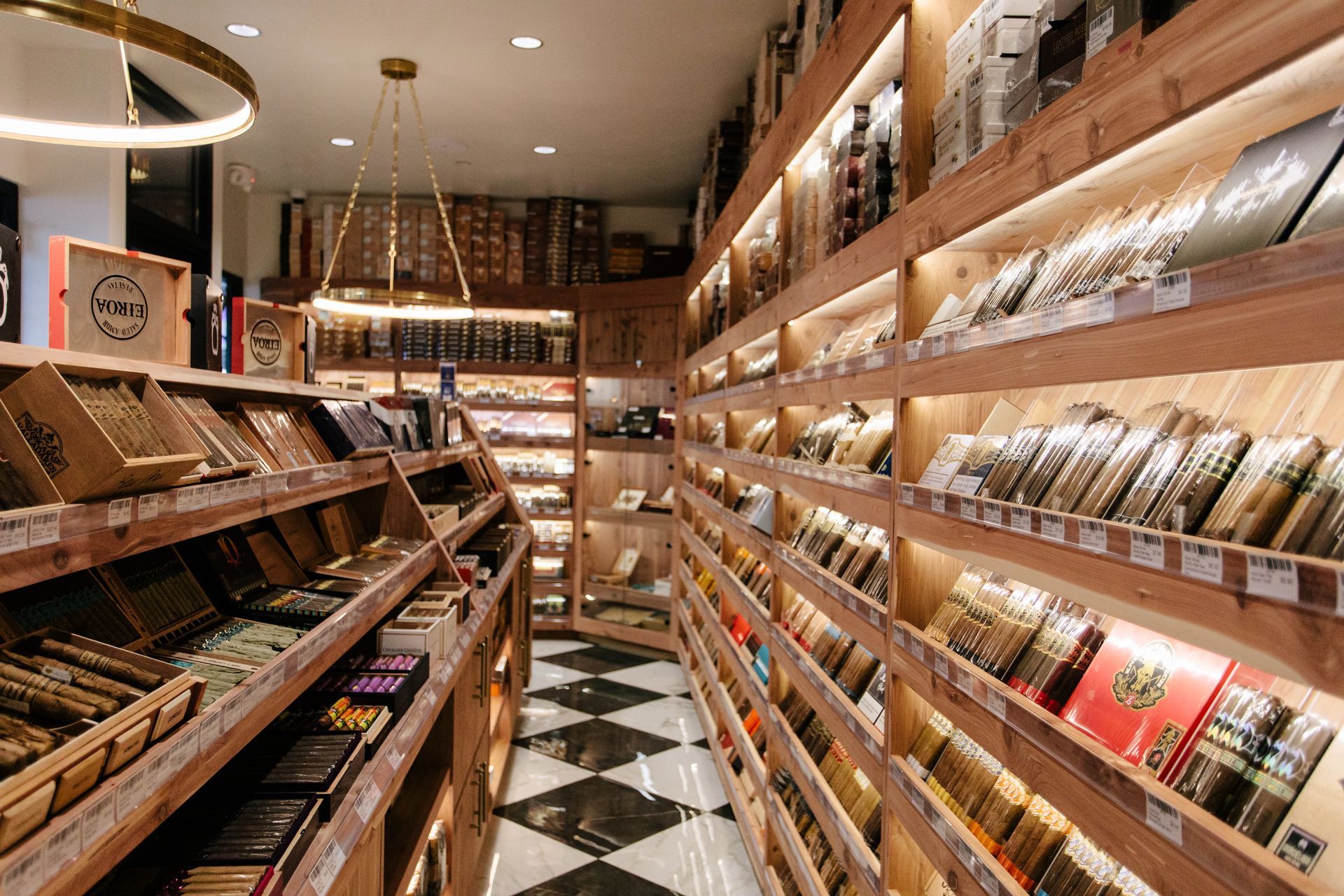 Best humidor and smoke shop in Scottsdale is at Trevor's liquor E. Mayo Blvd.