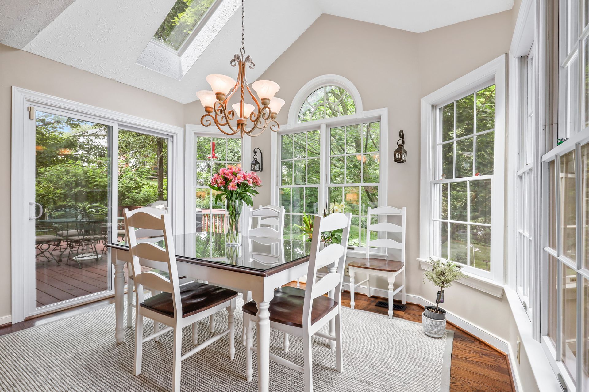 Beautiful kitchen HDR photo shoot with by Craig Westerman