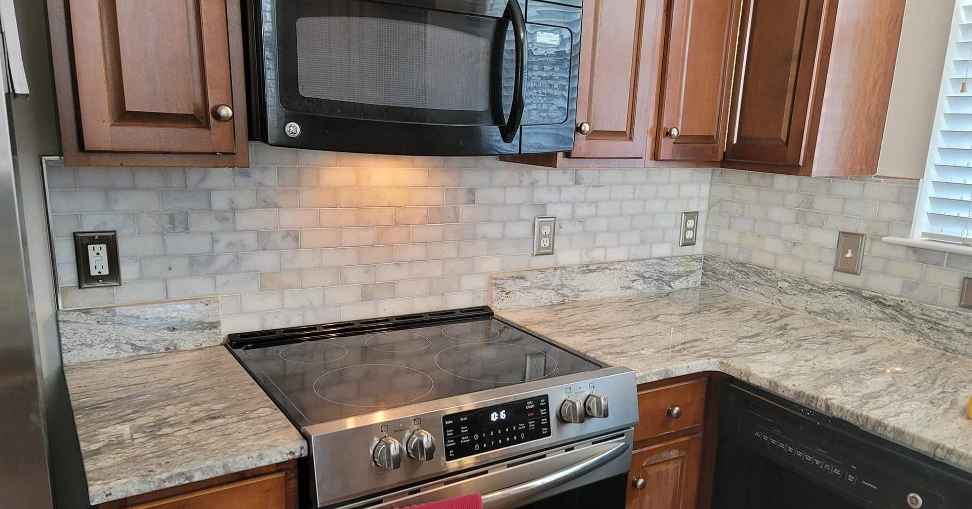 backsplash tile installation