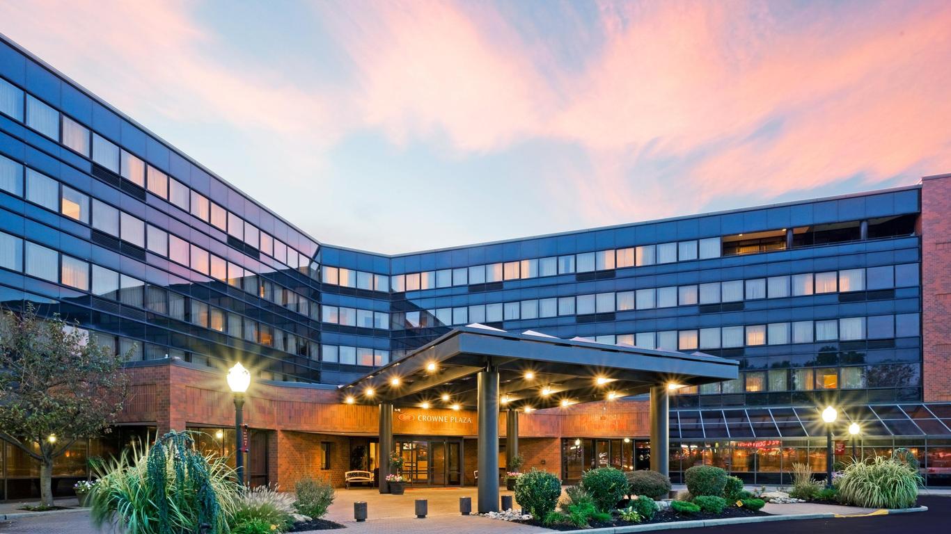 Crowne Plaza Edison