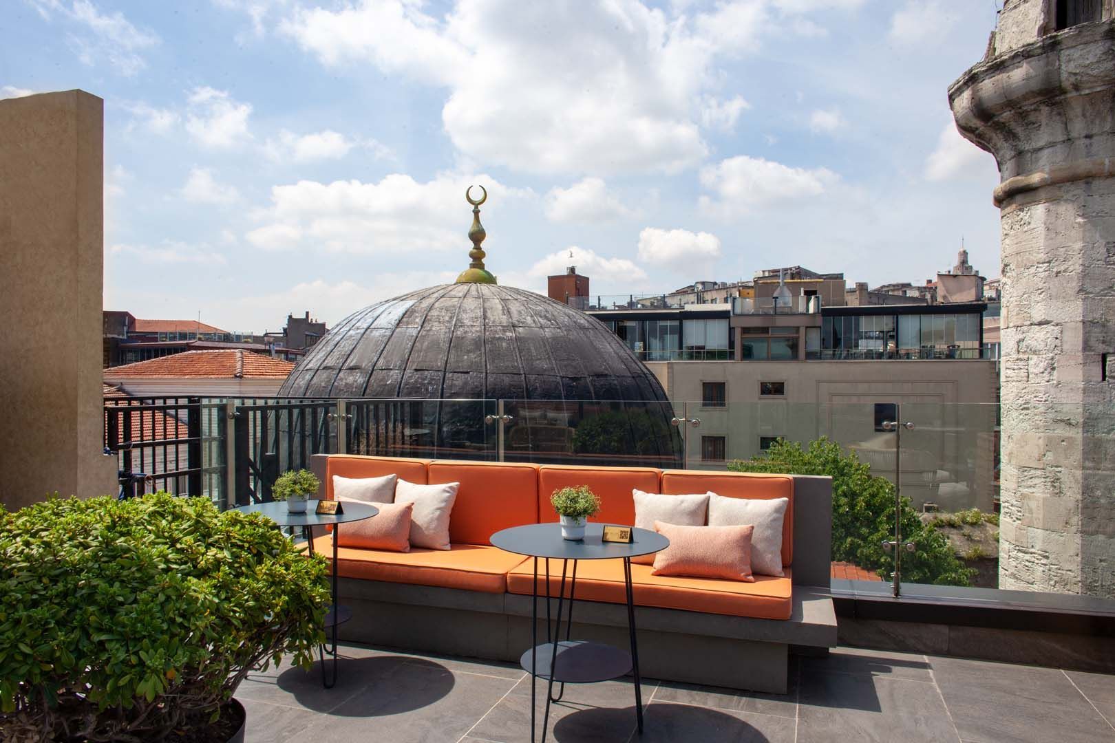 The Wings Hotel Istanbul, roof