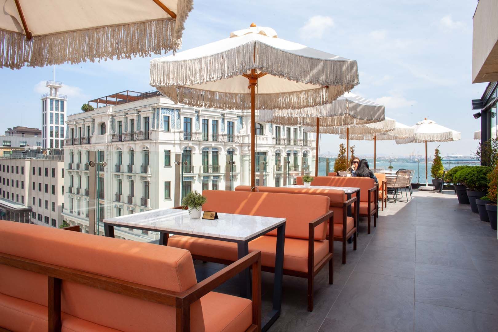 The Wings Hotel Istanbul, roof