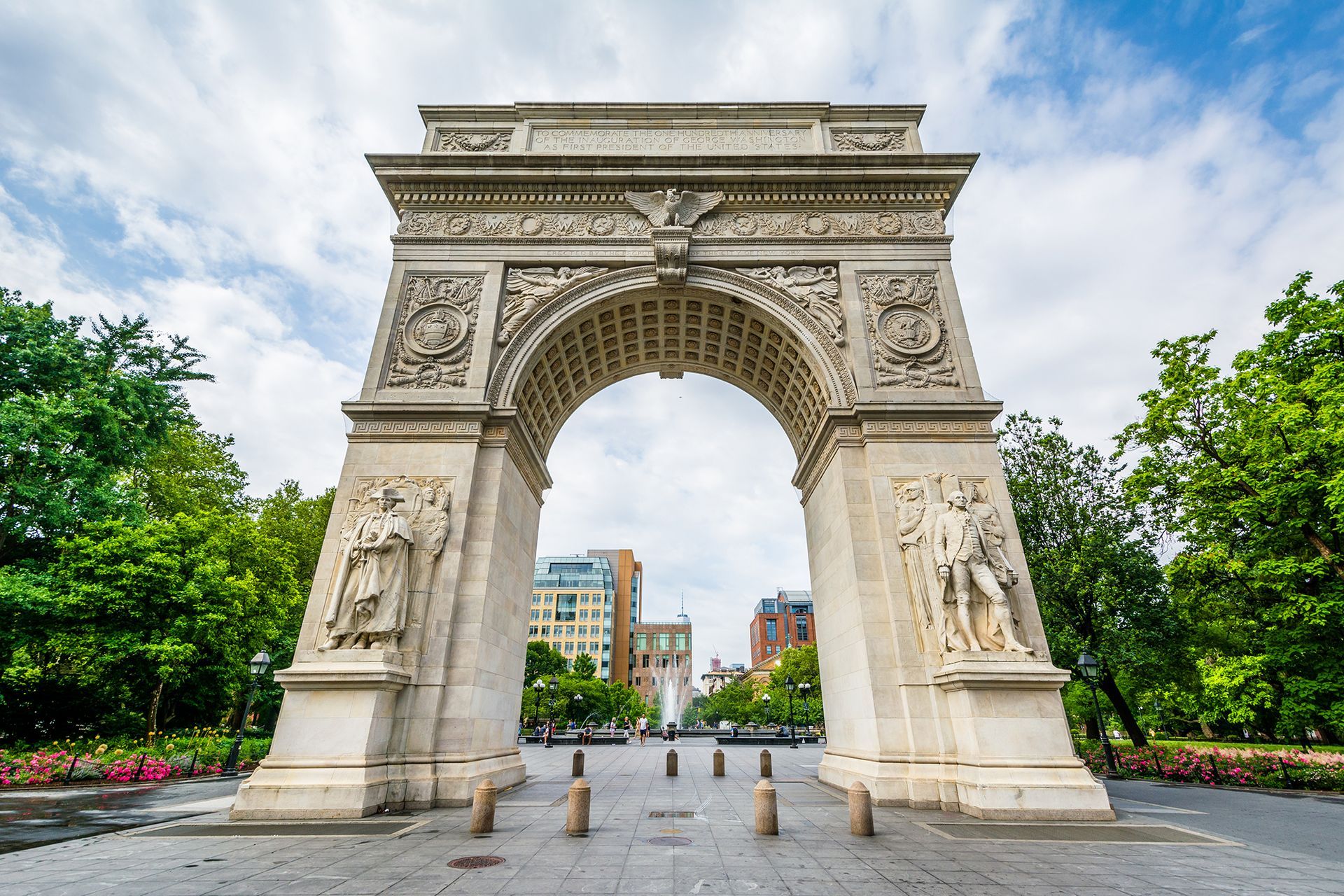 the arch at Washington Square Park