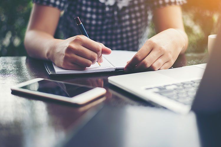 Guest posting is the new way to build new friendships on the internet!