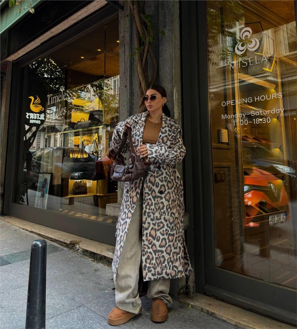 Luxe Lange Panterprint Trenchcoat – Volledig Gevoerd – Stijlvolle Dames Mantel