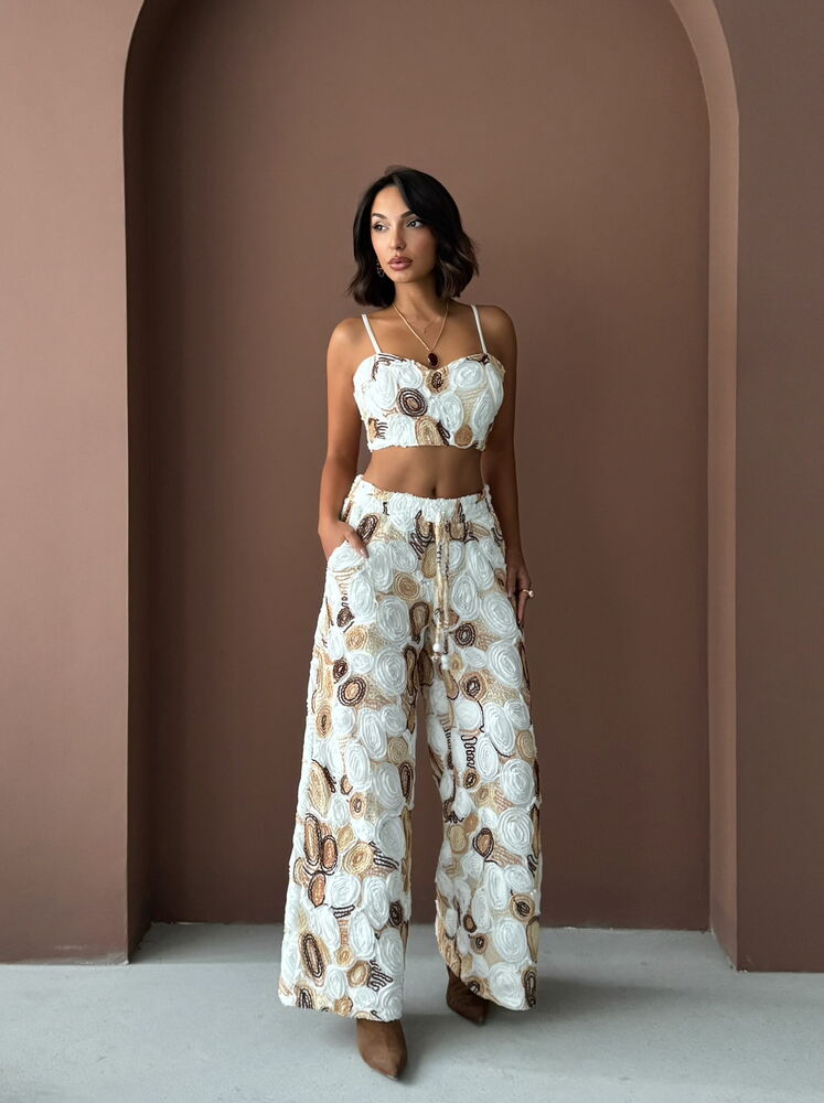 Broderie Line by AroeFashion - Wide Leg Broek met Vlinderpatroon