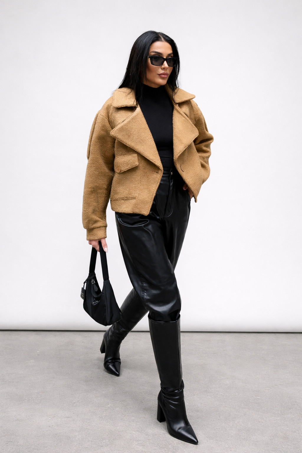 Camel Teddy Jacket Dames – Luxe Korte Jas met Oversized Fit