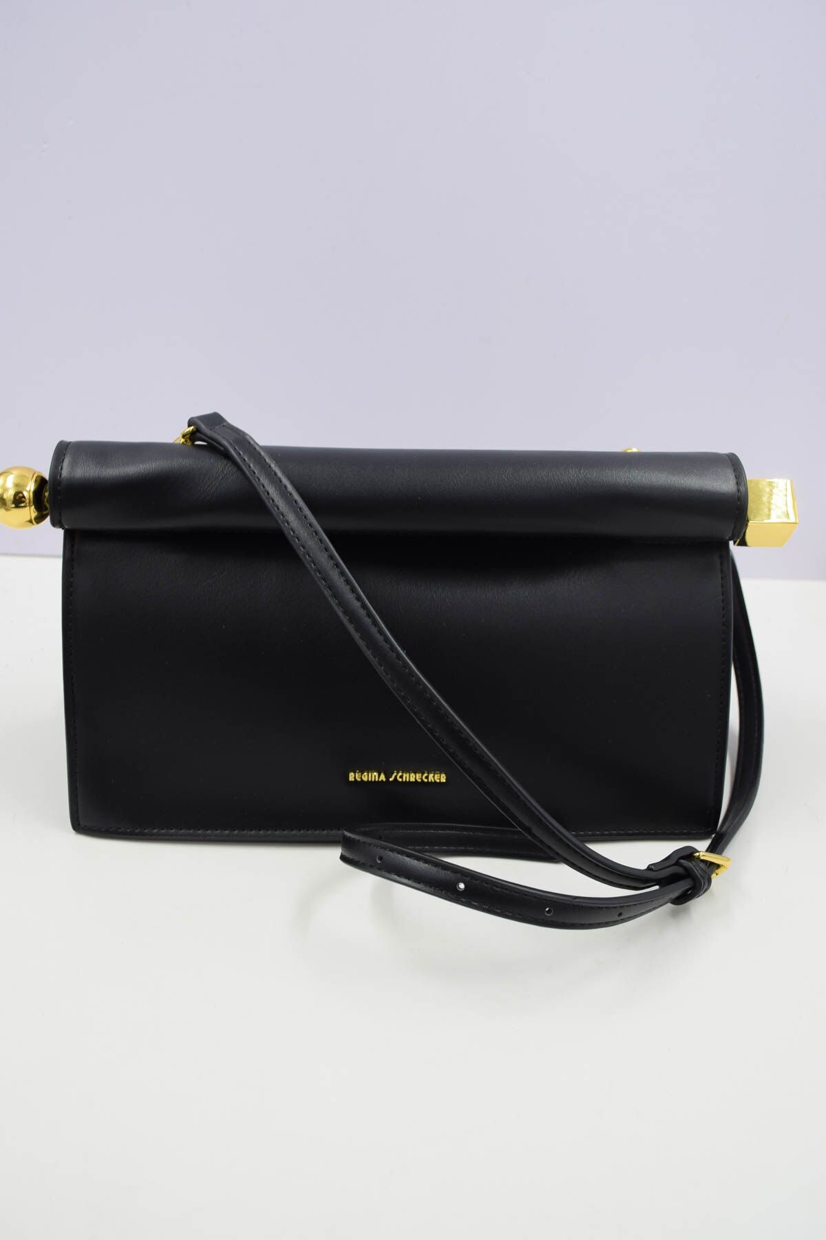 Italiaanse Luxe Dames Schoudertas Zwart Kunstleer met Magnetische Sluiting