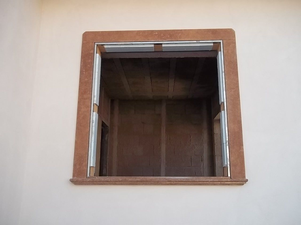 Cornici in pietra