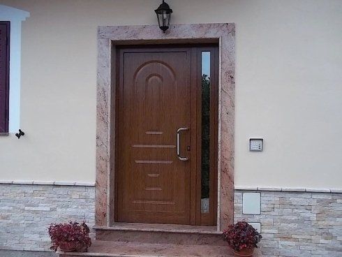 Cornici in pietra