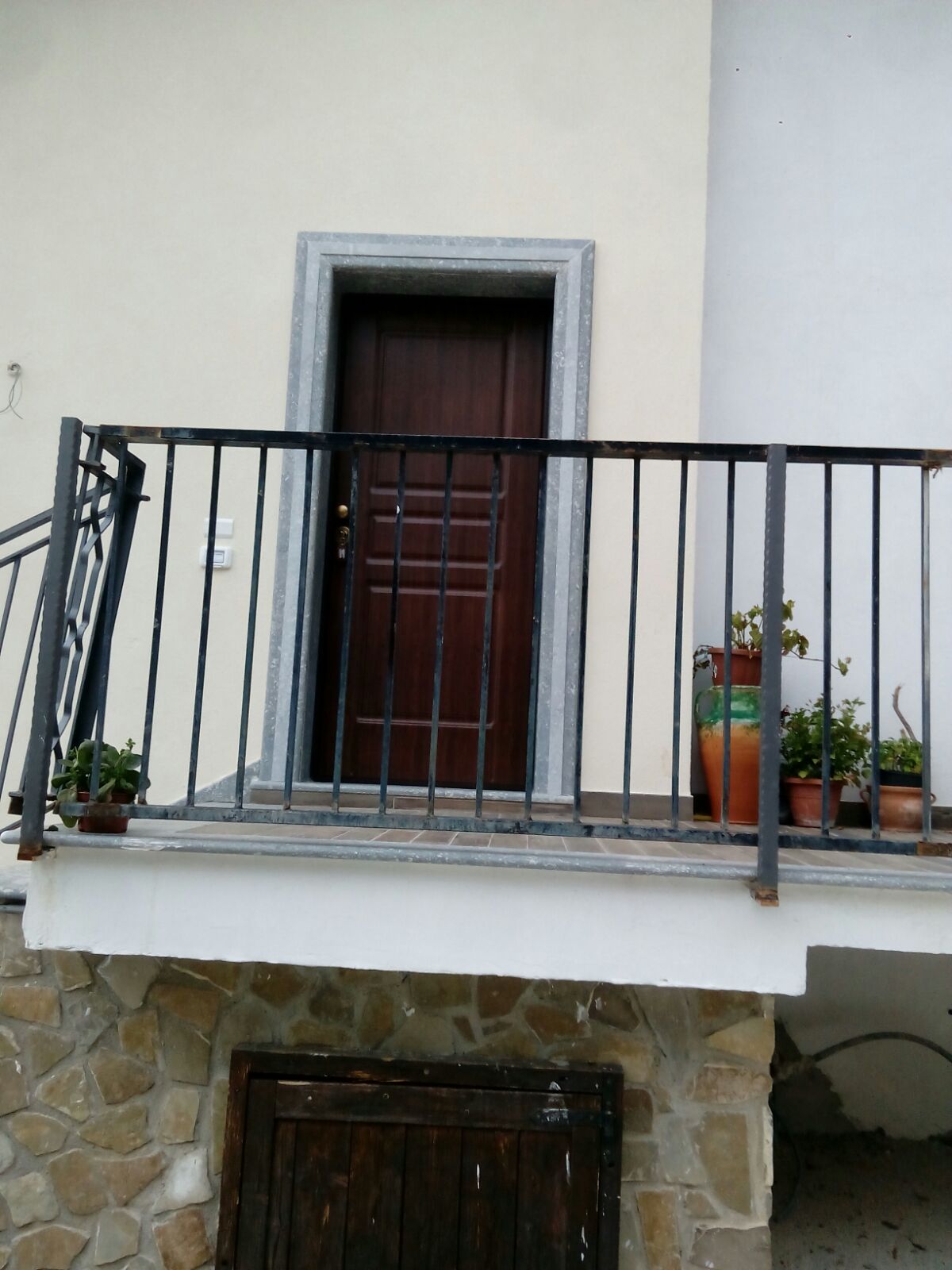 Cornici in pietra