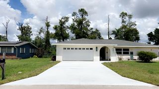 pavement in Concrete Driveways Fort Myers, FL pavement in Concrete Driveways Fort Myers, FL