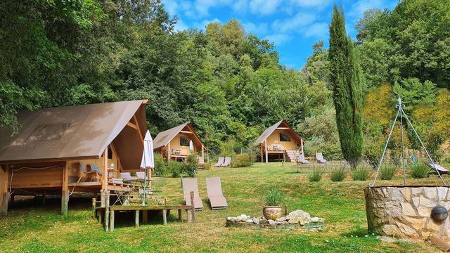 Photo Gallery of the Pian delle Ginestre Glamp