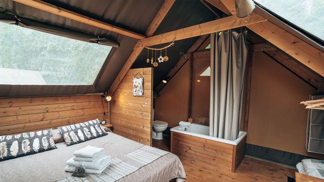 Photo Gallery of the Pian delle Ginestre Glamp