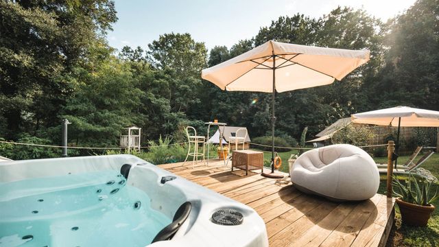 Photo Gallery of the Pian delle Ginestre Glamp