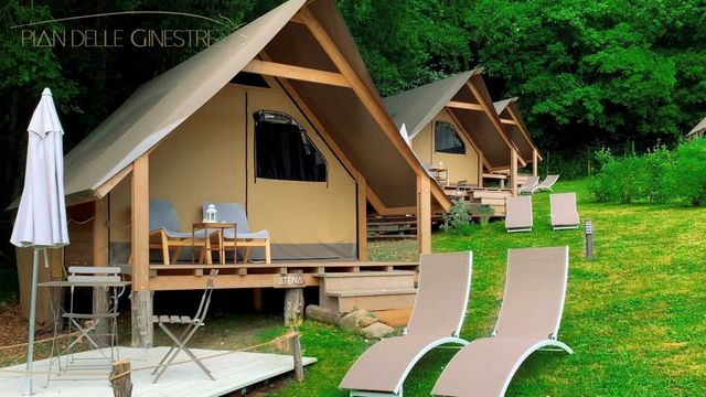 Glamping avec terrasse privée