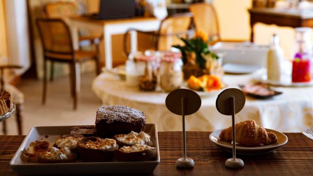 Breakfasts and dinners at Glamping Pian delle Ginestre