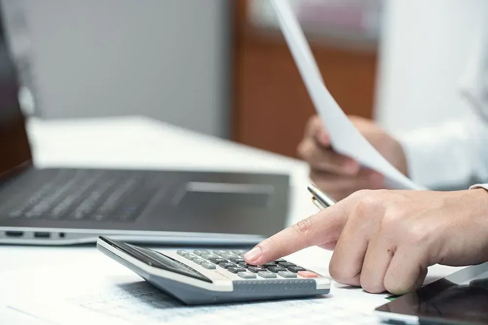 AD CONTADORES PÚBLICOS