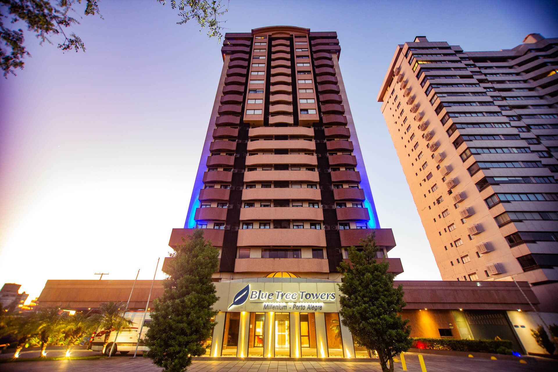 Blue Tree Towers Millenium Porto Alegre Hotel - Hoteis em Porto Alegre ...